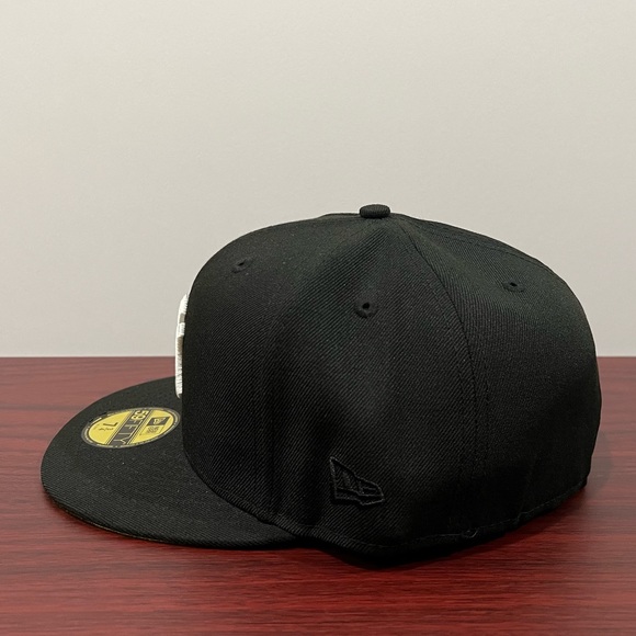New Era, 59Fifty Fitted Hat, New York Yankees, 1998, World Series, Black - Picture 5 of 10